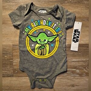 NEW Star wars Yoda onesie size 18 month
